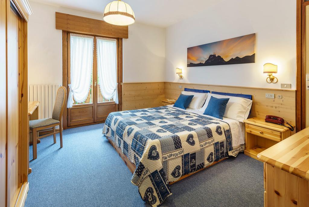 Hotel Roma San Vito di Cadore Bilik gambar