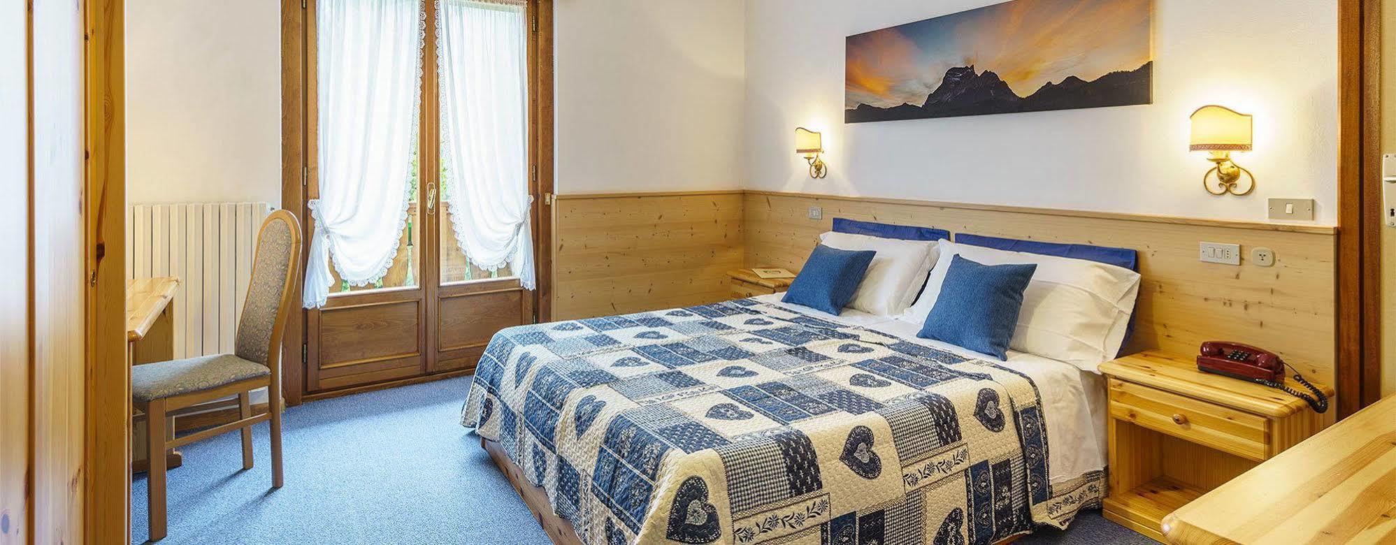Hotel Roma San Vito di Cadore Luaran gambar